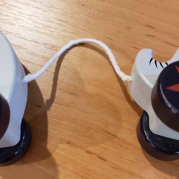 Wooden mother and baby elephant pull along toy (for baby, kids) - Picture 2 of 3